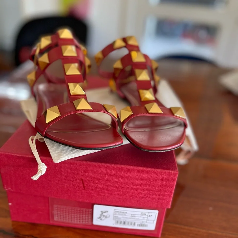 Red Valentino Rock Stud Sandals size Eu 37 worn on 3 times.. - Picture 9 of 10
